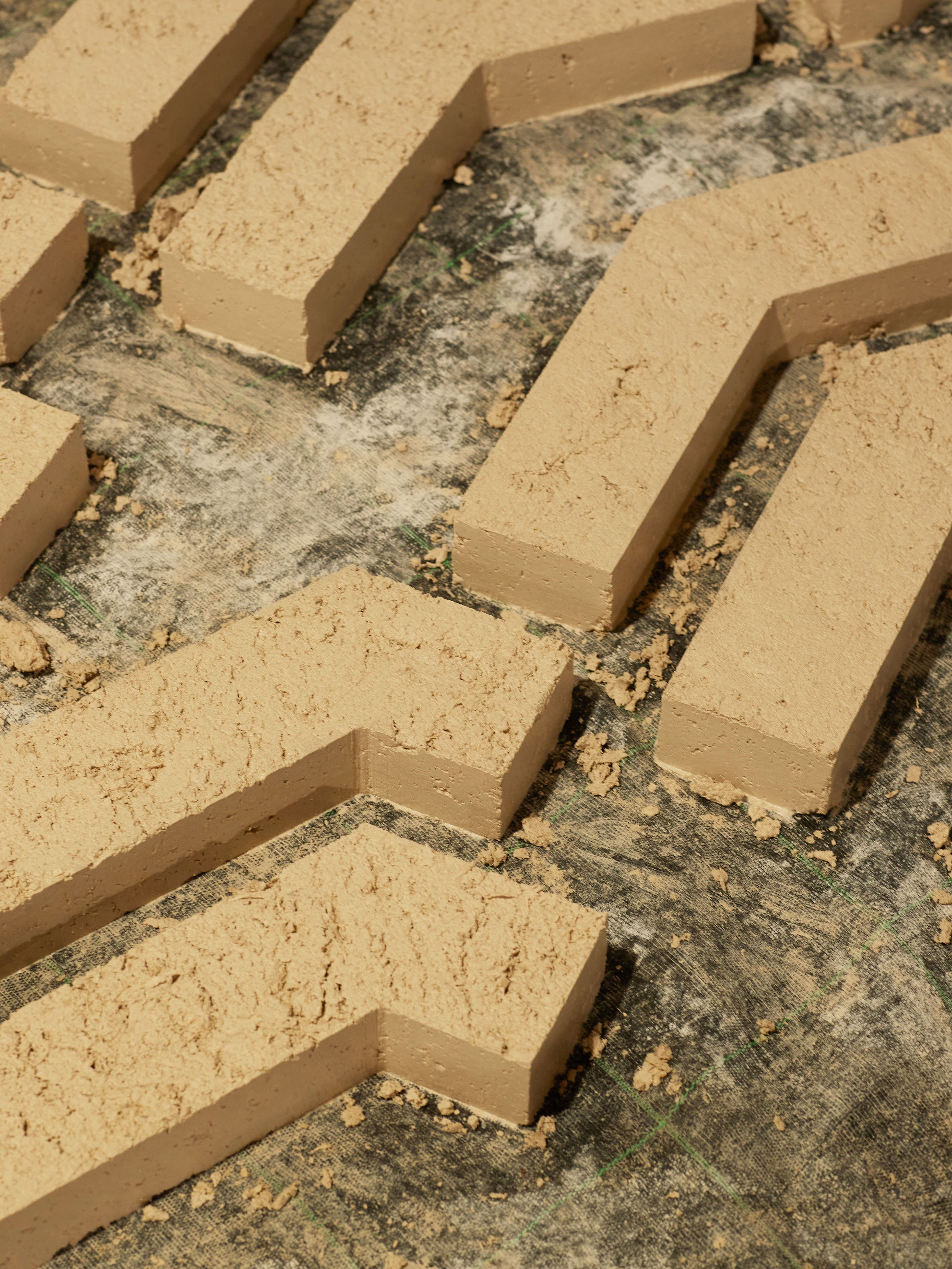 Lutyens Complimentary