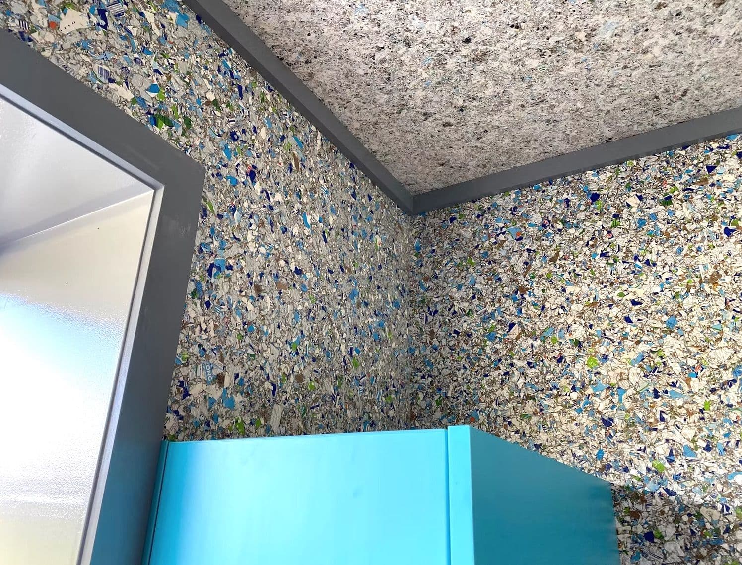 Exposed Internal Lining Detail