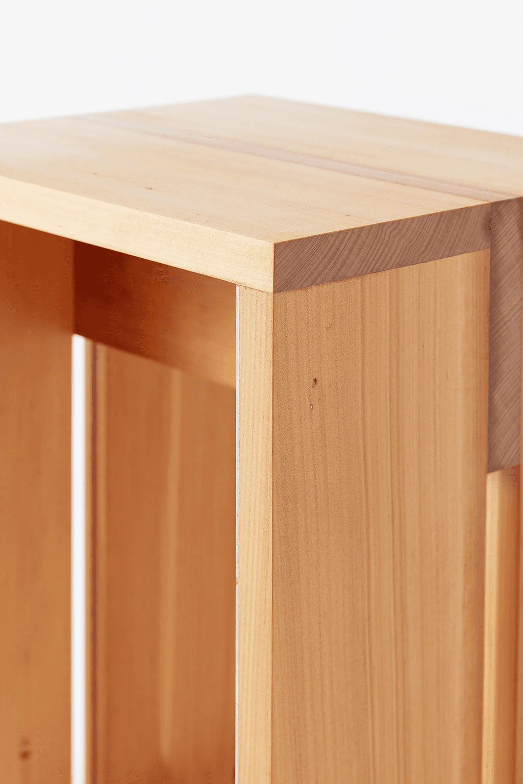 Flooring Stool Detail